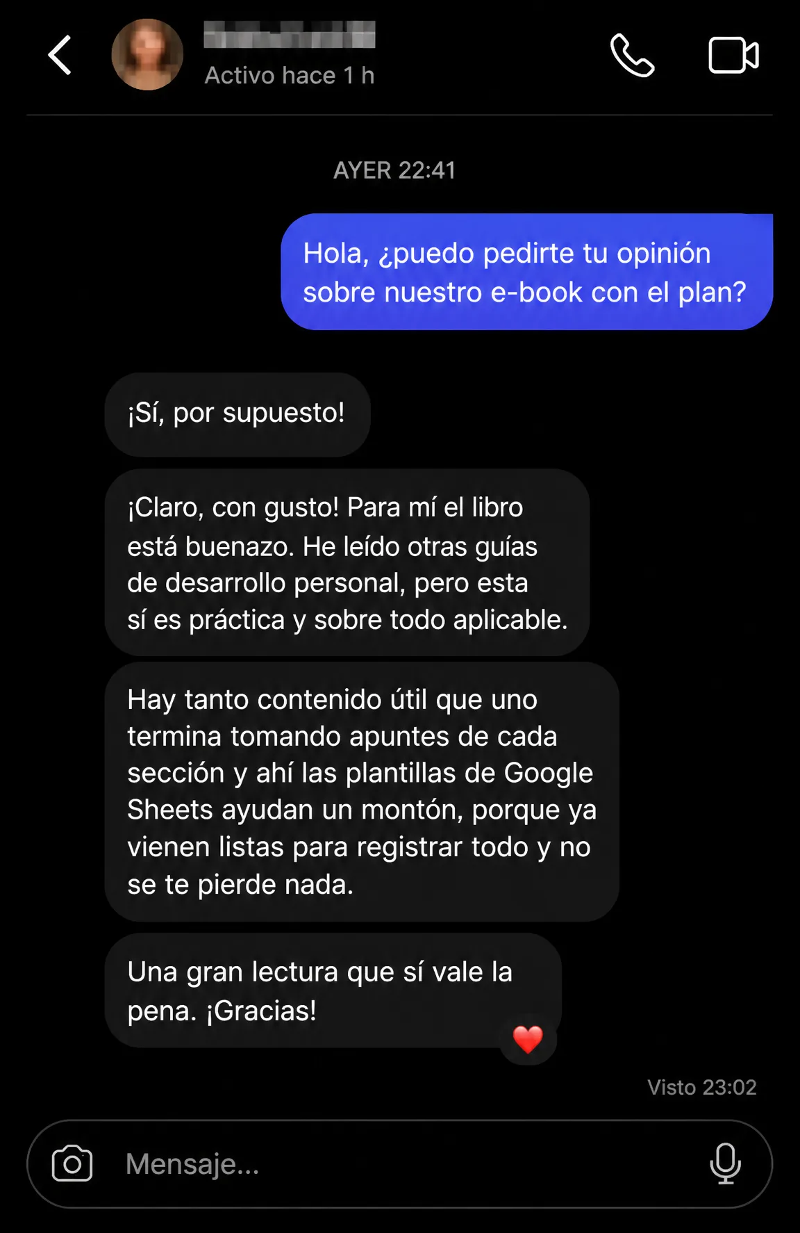 Reseña por mensaje sobre lo práctico del libro y las plantillas listas para registrar